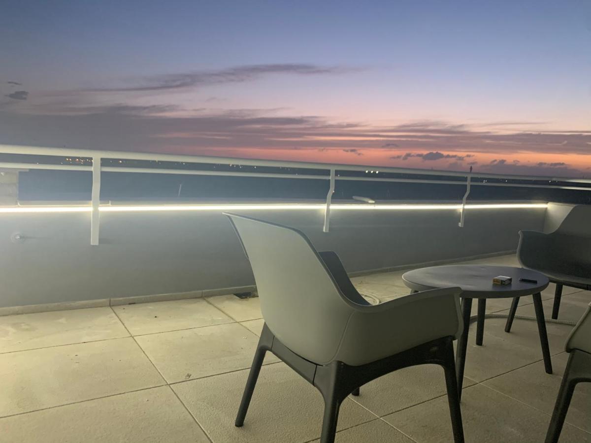 Penthouse Aureliana Attico Con Piscina A Roma Apartment Екстериор снимка