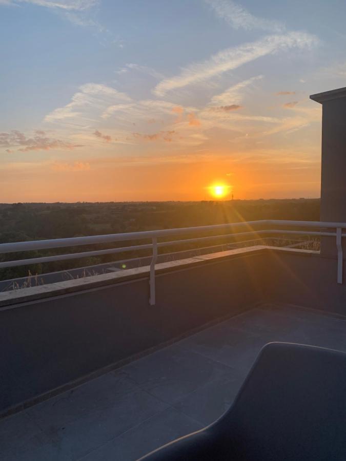 Penthouse Aureliana Attico Con Piscina A Roma Apartment Екстериор снимка