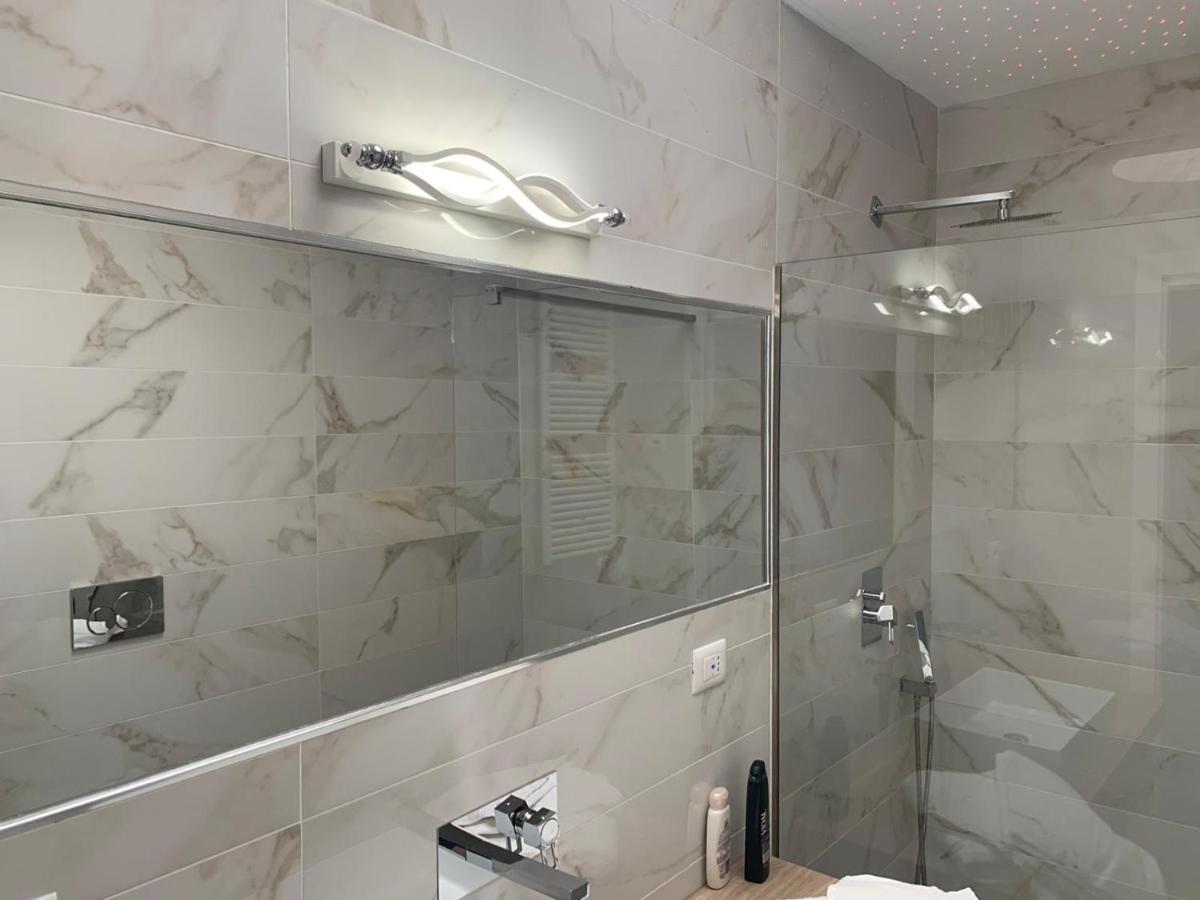 Penthouse Aureliana Attico Con Piscina A Roma Apartment Екстериор снимка